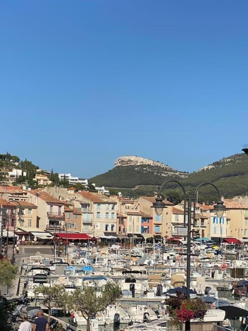 Click! Casa Lamartine Fabulous Ideal Location Walk To All!!! Cassis Bagian luar foto