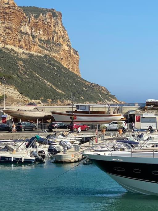 Click! Casa Lamartine Fabulous Ideal Location Walk To All!!! Cassis Bagian luar foto